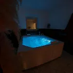 Hedonist Jacuzzi Free Parking Apartman