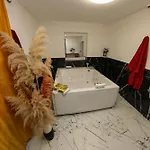 Hedonist Spa Jacuzzi Centar Free Private Parking Sarajevo