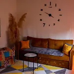 Hedonist Jacuzzi Free Parking Apartman *