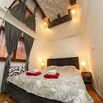Hedonist Spa Jacuzzi Centar Free Private Parking Lejlighed Sarajevo