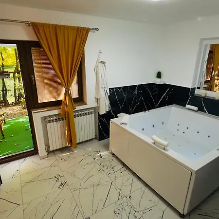 Apartment Hedonist Jacuzzi Sarajevo
