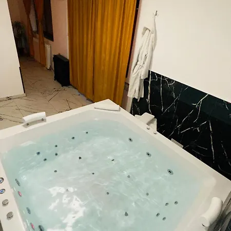 Hedonist Jacuzzi * Sarajevo