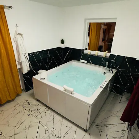 Hedonist Jacuzzi * Sarajevo