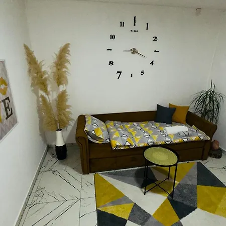 Apartment Hedonist Jacuzzi Free Parking