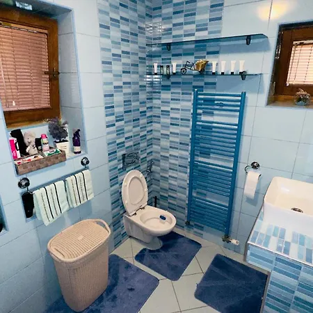 Hedonist Jacuzzi