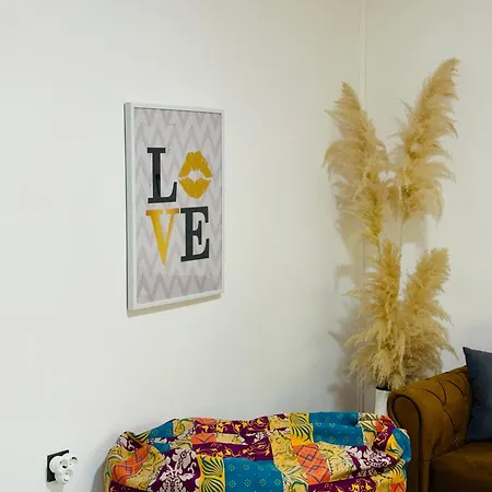 Hedonist Jacuzzi Free Parking Apartman *