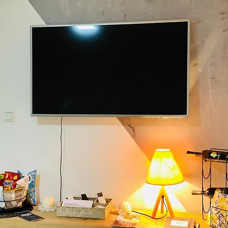 Apartman Hedonist Jacuzzi Free Parking *