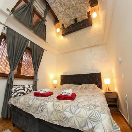 Hedonist Jacuzzi Centar Free Private Parking Apartamento Saraievo
