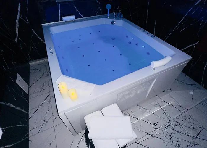 Hedonist Jacuzzi Free Parking * سراييفو