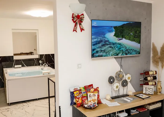 Hedonist Jacuzzi Free Parking * سراييفو