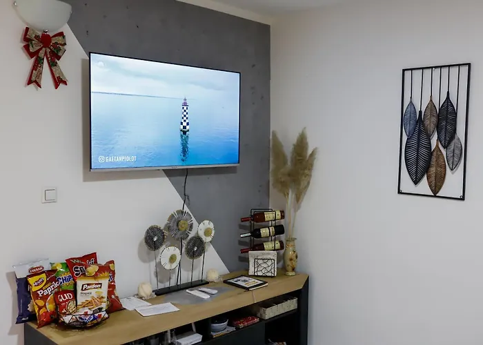 Hedonist Jacuzzi Free Parking * سراييفو