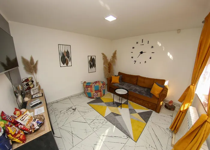 Hedonist Jacuzzi Free Parking سراييفو