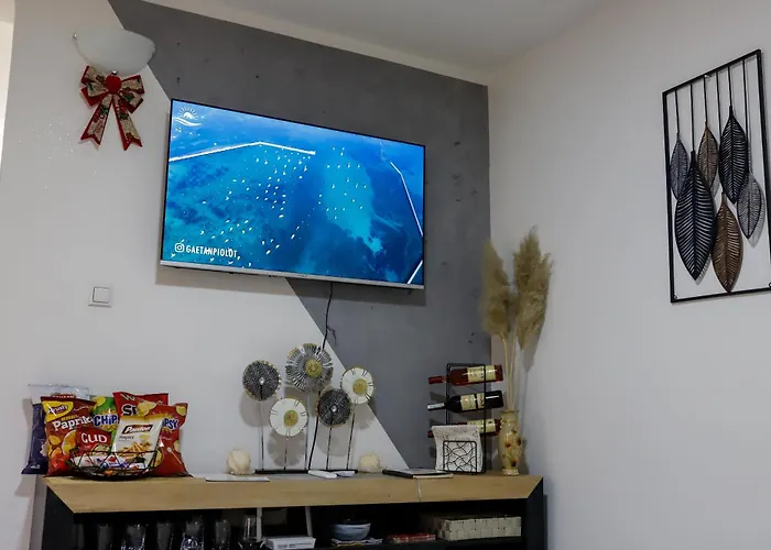 דירה Hedonist Jacuzzi Free Parking סראייבו